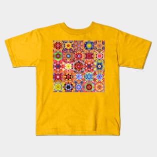 Background art fullcolor Kids T-Shirt